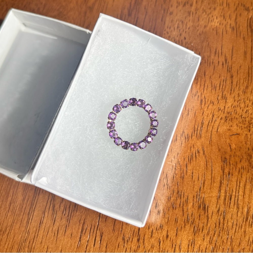 Amethyst circle pendant